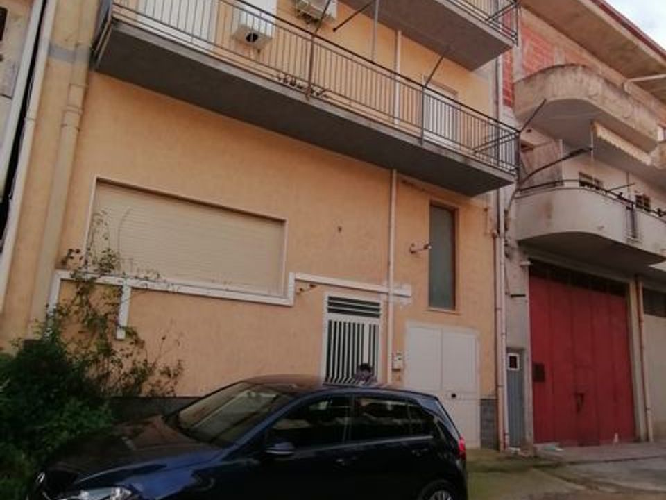 Rækkehus i San Biagio Platani, Agrigento - foto 1